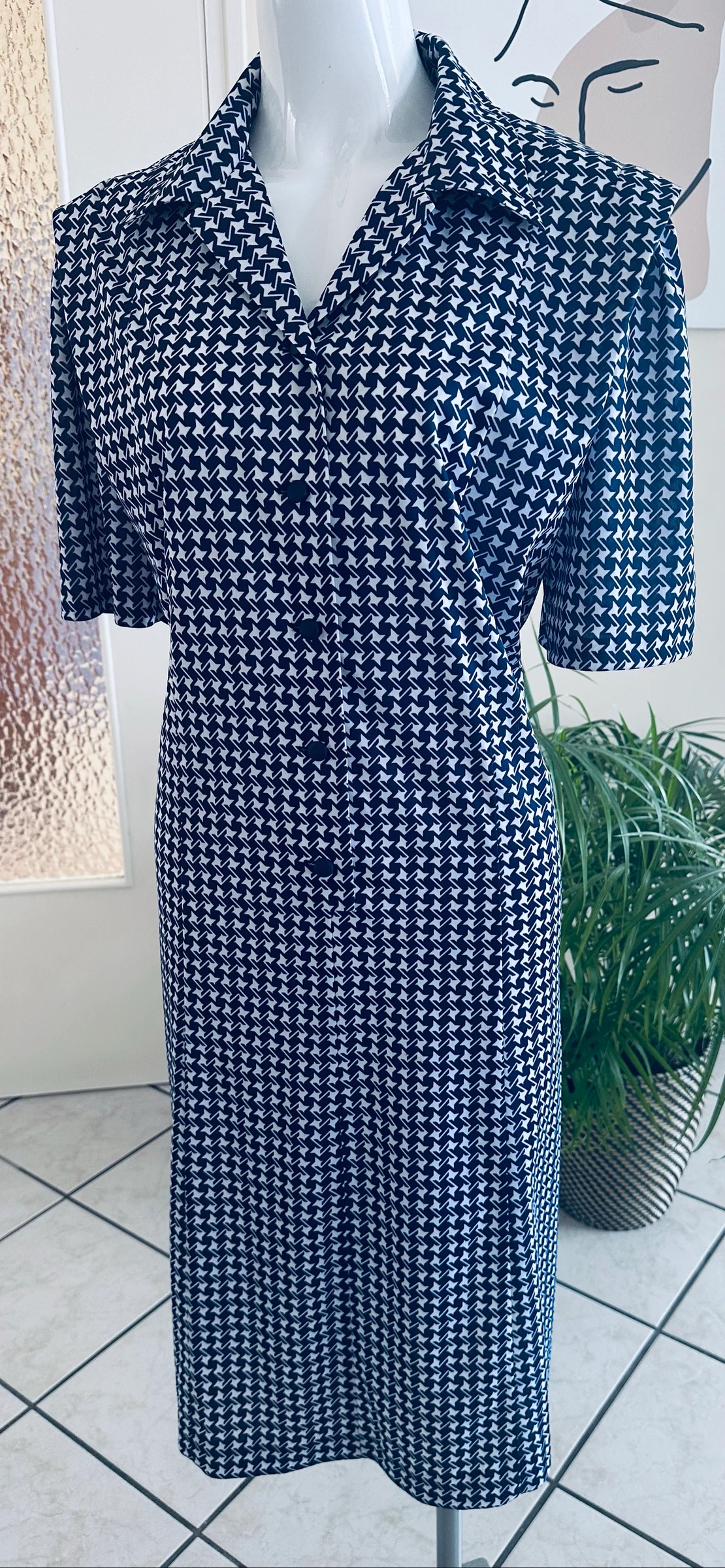 Navy and White Printed Vintage Dress Size 48/50 – Impeccable Condition – photo 14